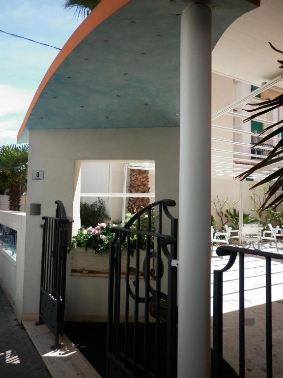 Hotel Cristall San Benedetto del Tronto Dış mekan fotoğraf