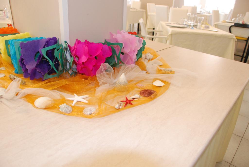 Hotel Cristall San Benedetto del Tronto Dış mekan fotoğraf