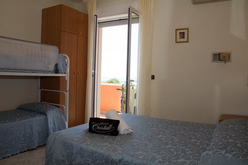 Hotel Cristall San Benedetto del Tronto Dış mekan fotoğraf